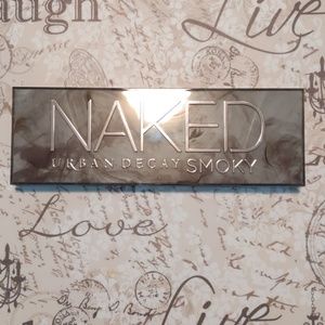 UD Naked Smoky Palette